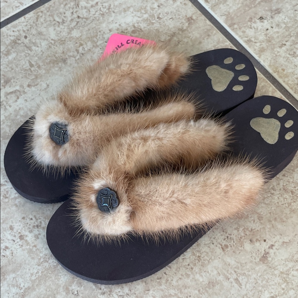 Luxurious Fur Women Sandals - Picture 4 of 5